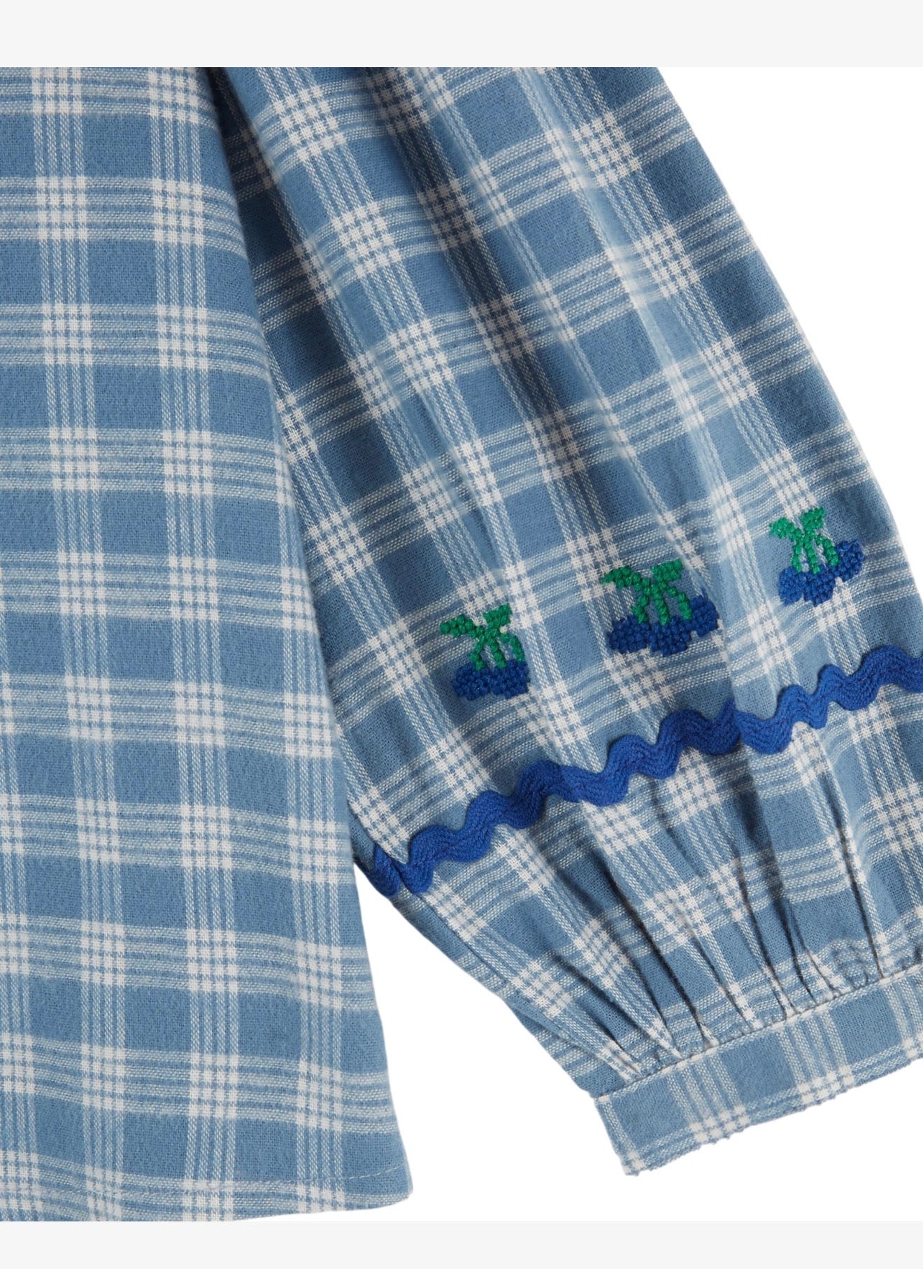 CHECKED LARGE COLLAR BLOUSE